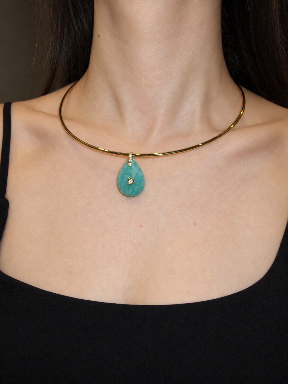 Natural Stone Teardrop Charm Aventurina Verde